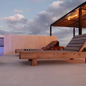 https://the-teodoro.quintano-roohotels.com