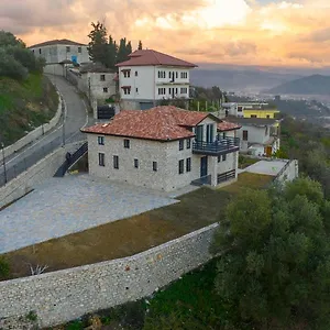 Couette-café Balliu, Berat